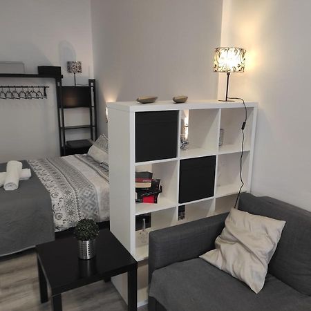 Apartamento Turistico Lyra Baena Exterior photo